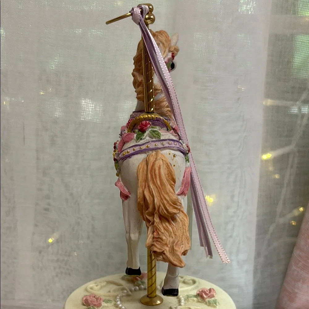 Vintage Carousel Horse Music Box - Picture 10 of 12